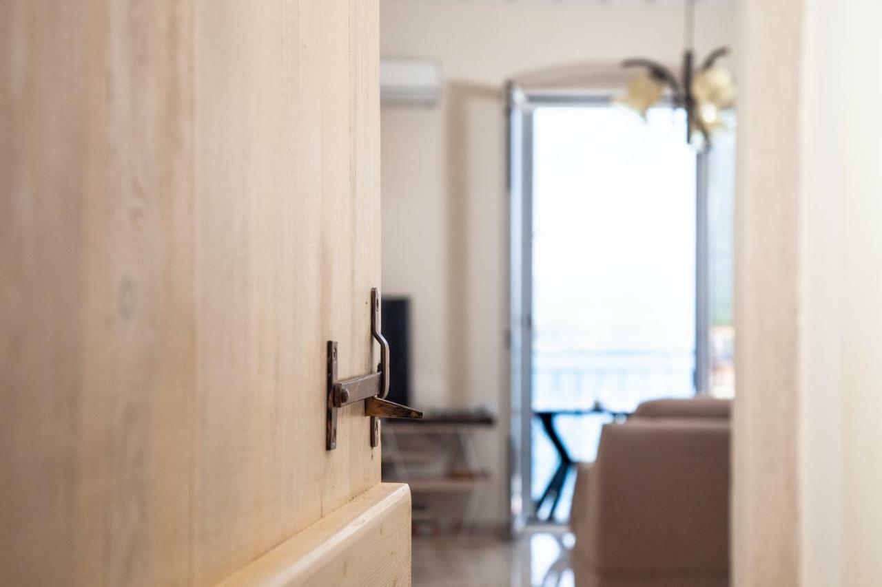 Villa @ Poros Poros Town Екстериор снимка